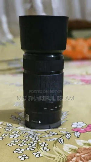 Sony 55-210 জুম লেন্স একদম ফুলফ্রেশ বিক্রি করবো।
