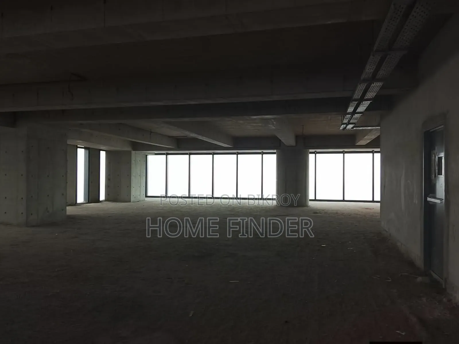 15000 SQFT Commercial Space Rent Gulshan Avenue