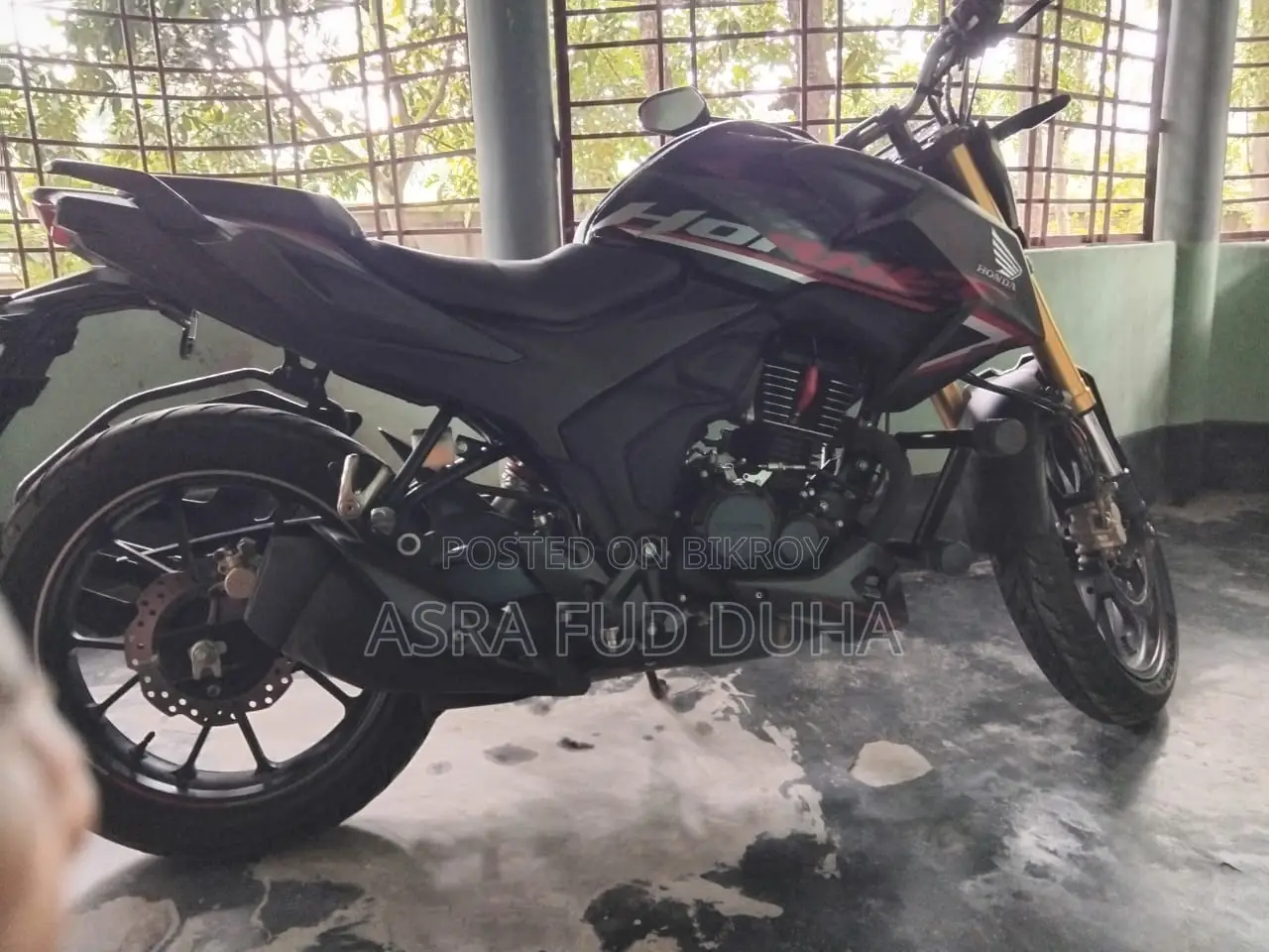 হোন্ডা হরনেট ২.০ ২০২৫ ব্ল্যাক