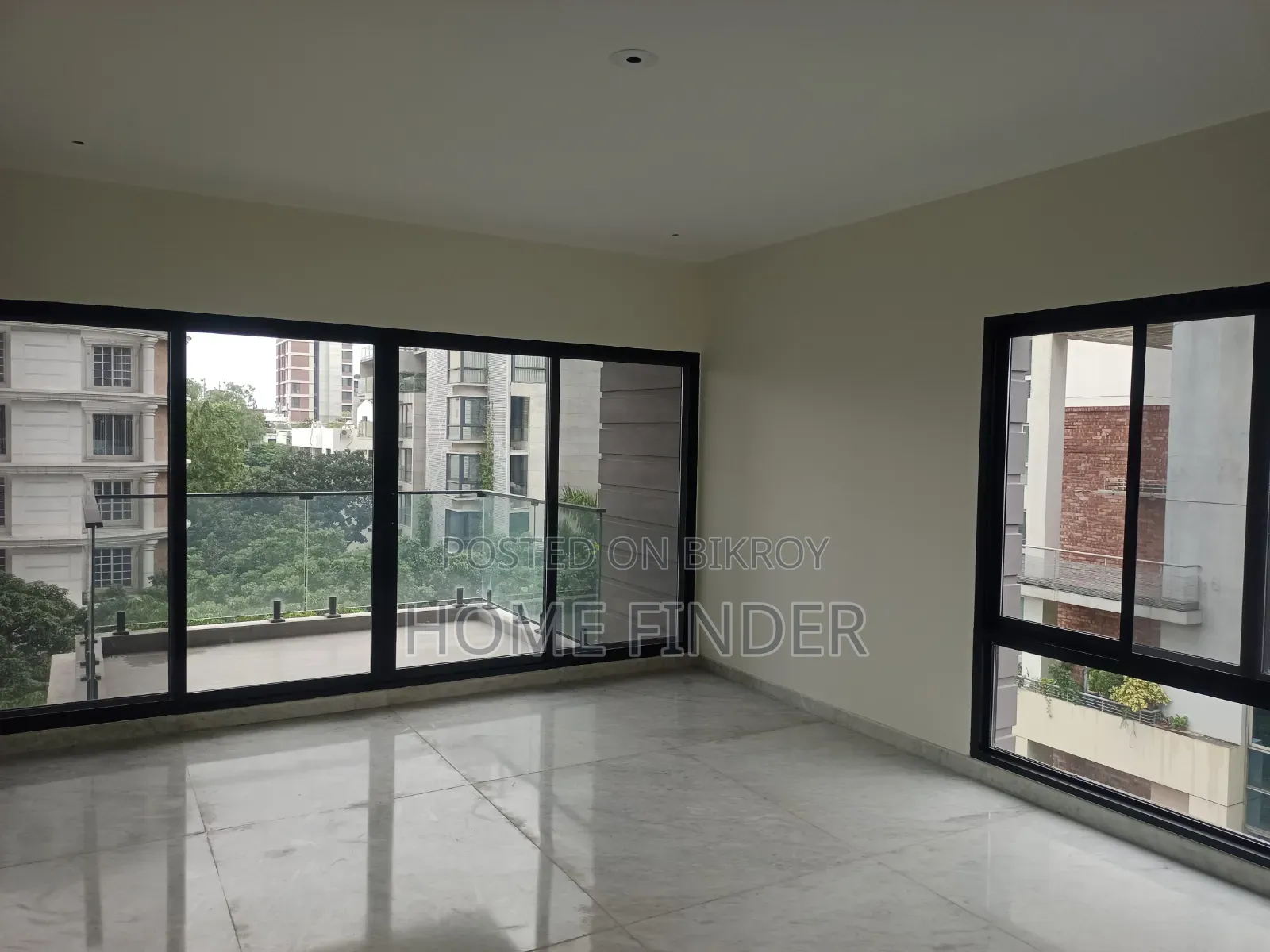 4bdrm Apartment in Gulshan for Rent