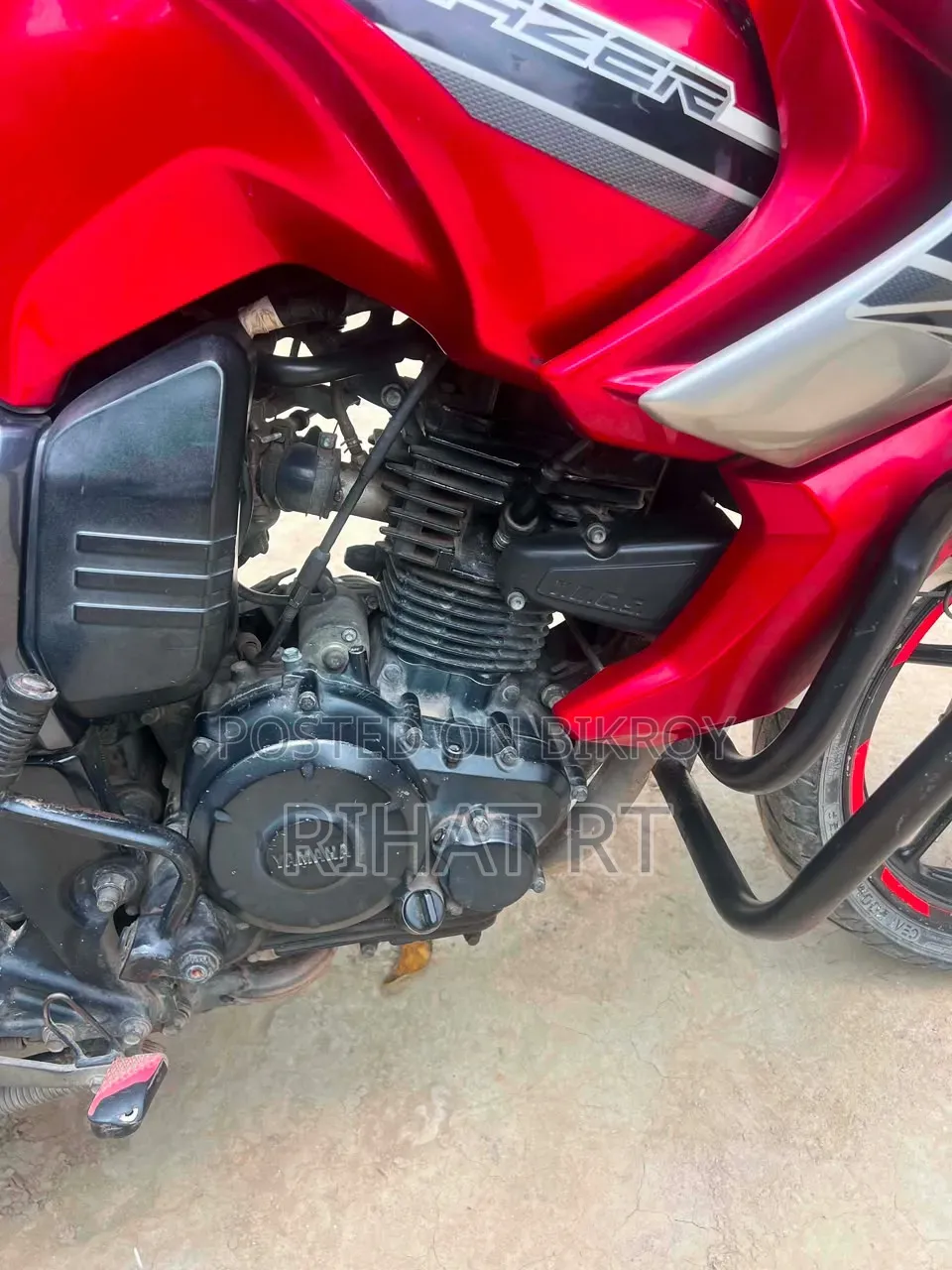 Yamaha 2012 Red