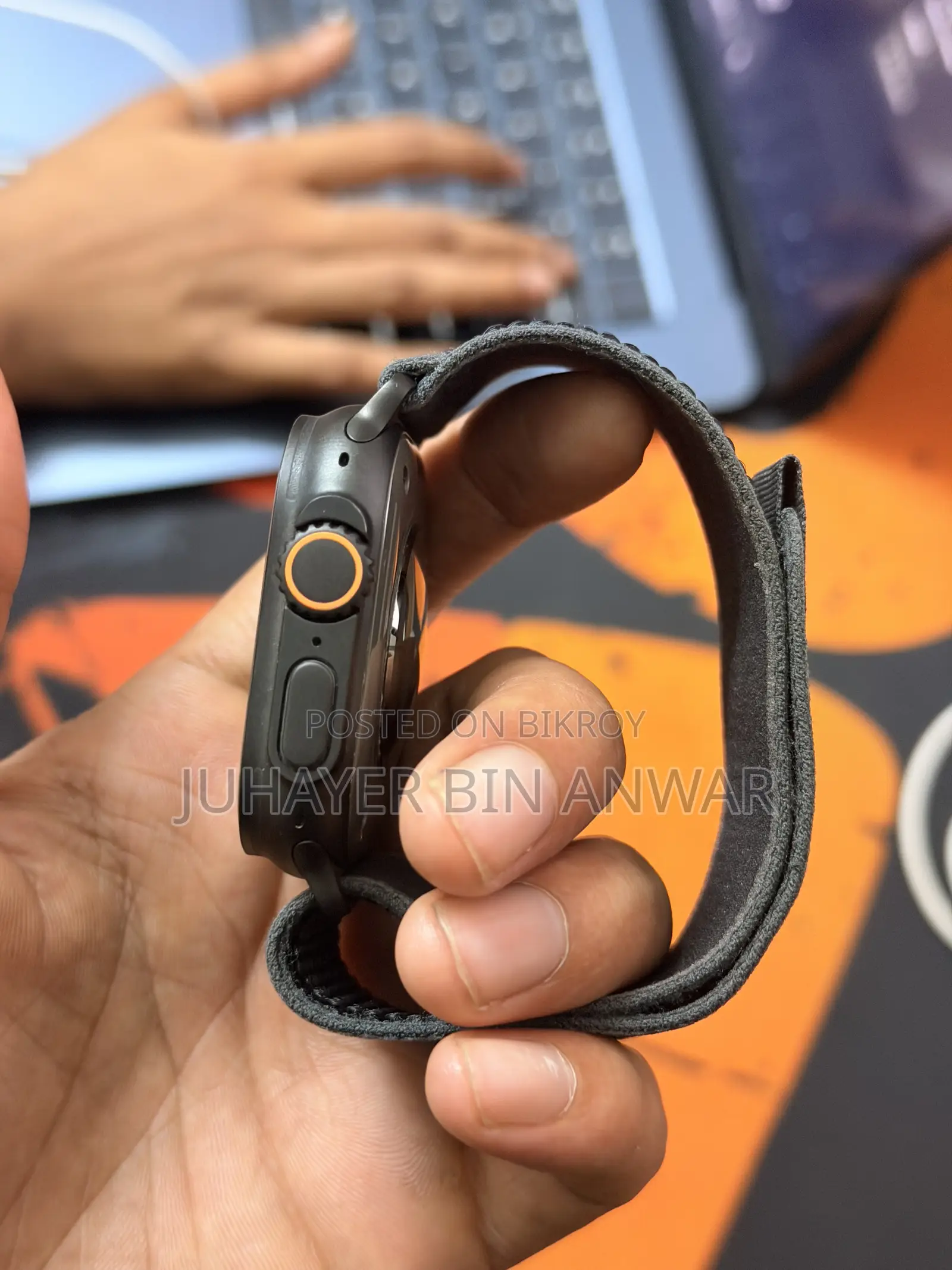 Apple Watch Ultra 2 (Titanium) 100% Battery