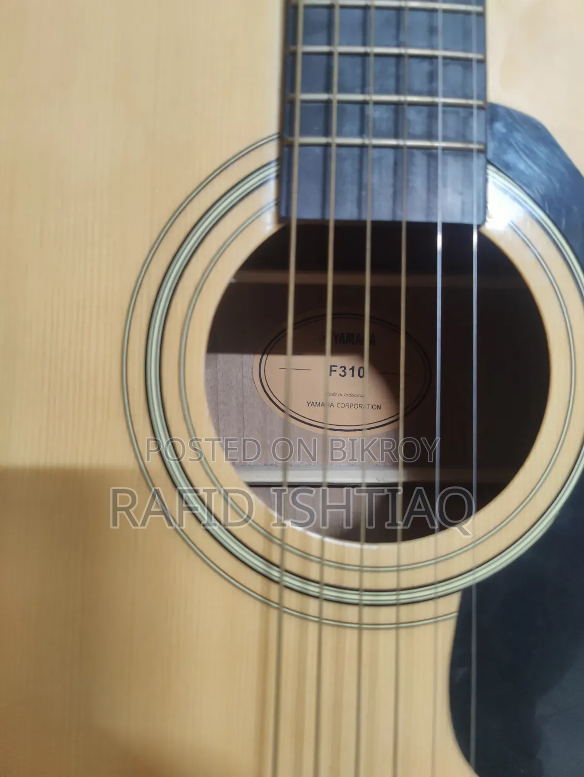 Yamaha F310 অ্যাকোস্টিক গিটার + ইউকুলেলে + হেভি প্যাডেড ব্যাগ কম্বো