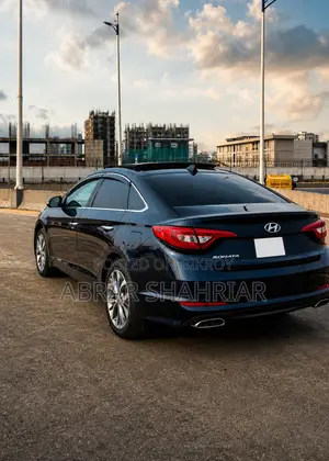 Hyundai Sonata Base Sedan FWD (2.4L 4cyl 6A) 2017 Blue