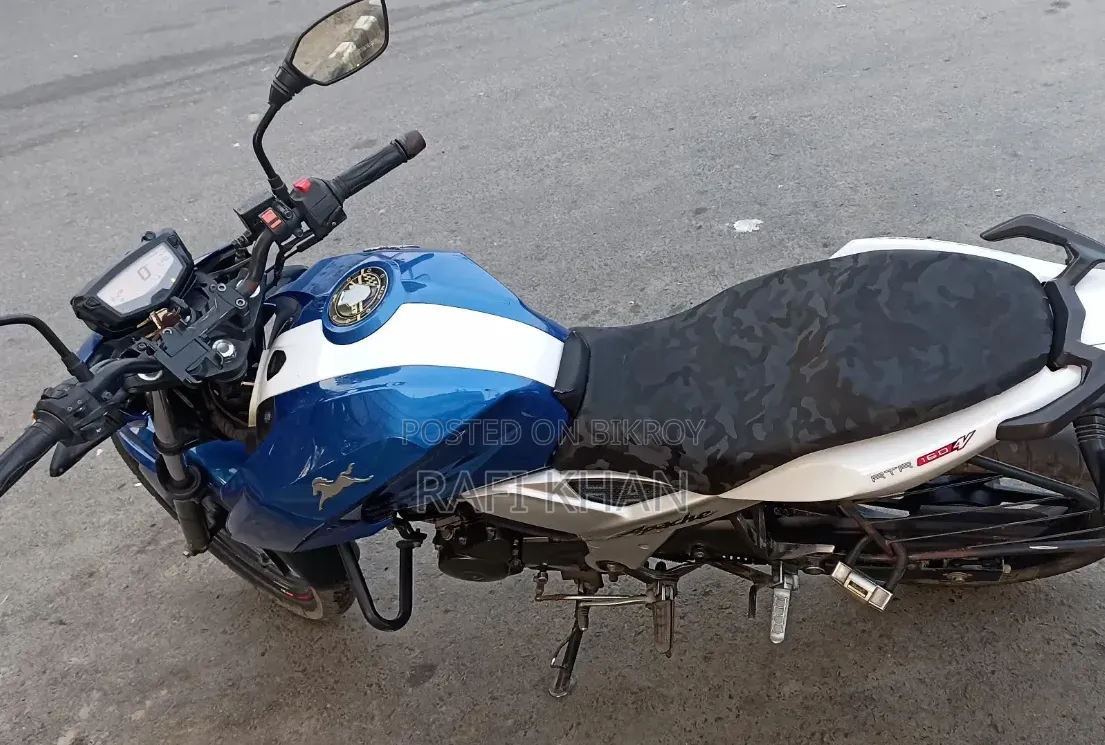 টিভিএস আপাচে আরটিআর ১৬০ ৪ভি ২০২০ নীল