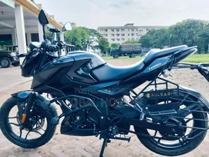 Bajaj Pulsar N250 2023 Black
