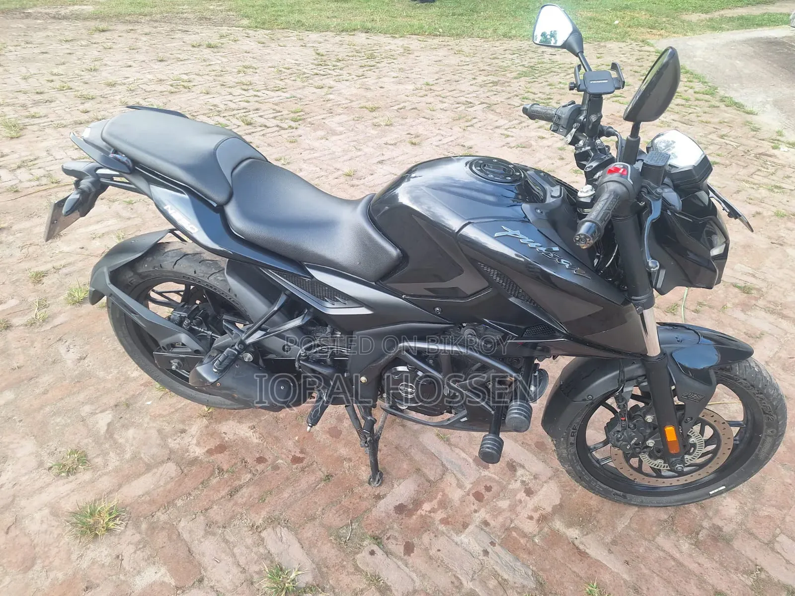 Bajaj Pulsar N250 2023 Black