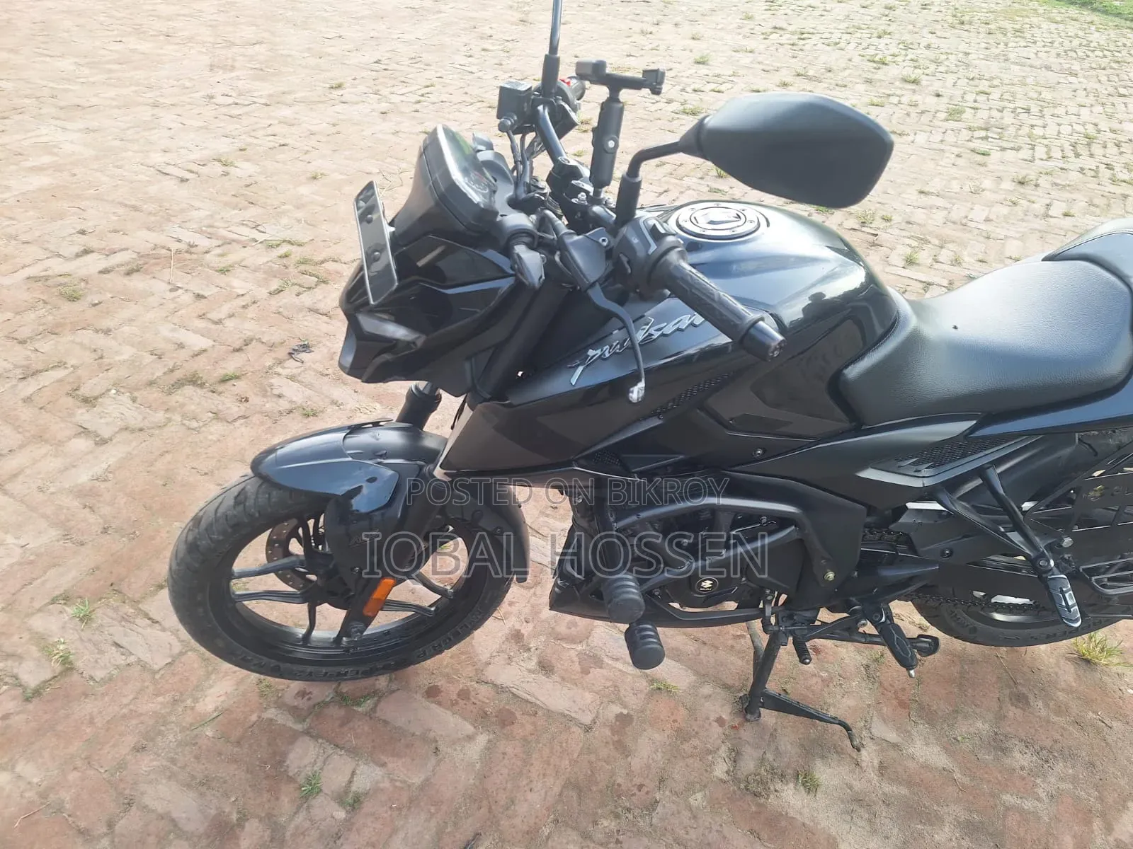 Bajaj Pulsar N250 2023 Black