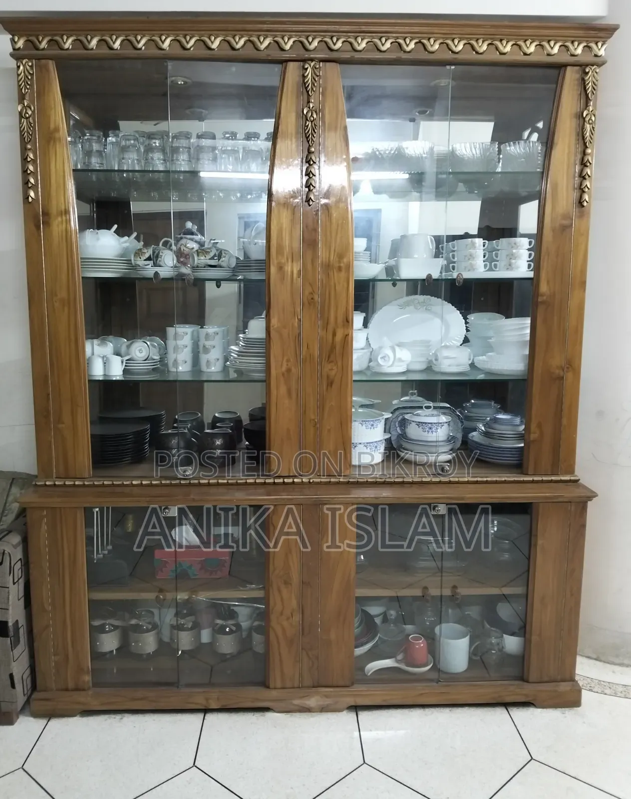 Big Size Original Shegun Wooden Showcase Exclusive