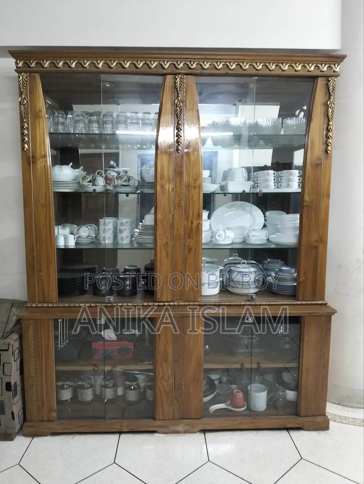 Big Size Original Shegun Wooden Showcase Exclusive