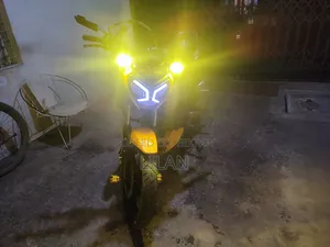TVS Raider 125 2023 Yellow
