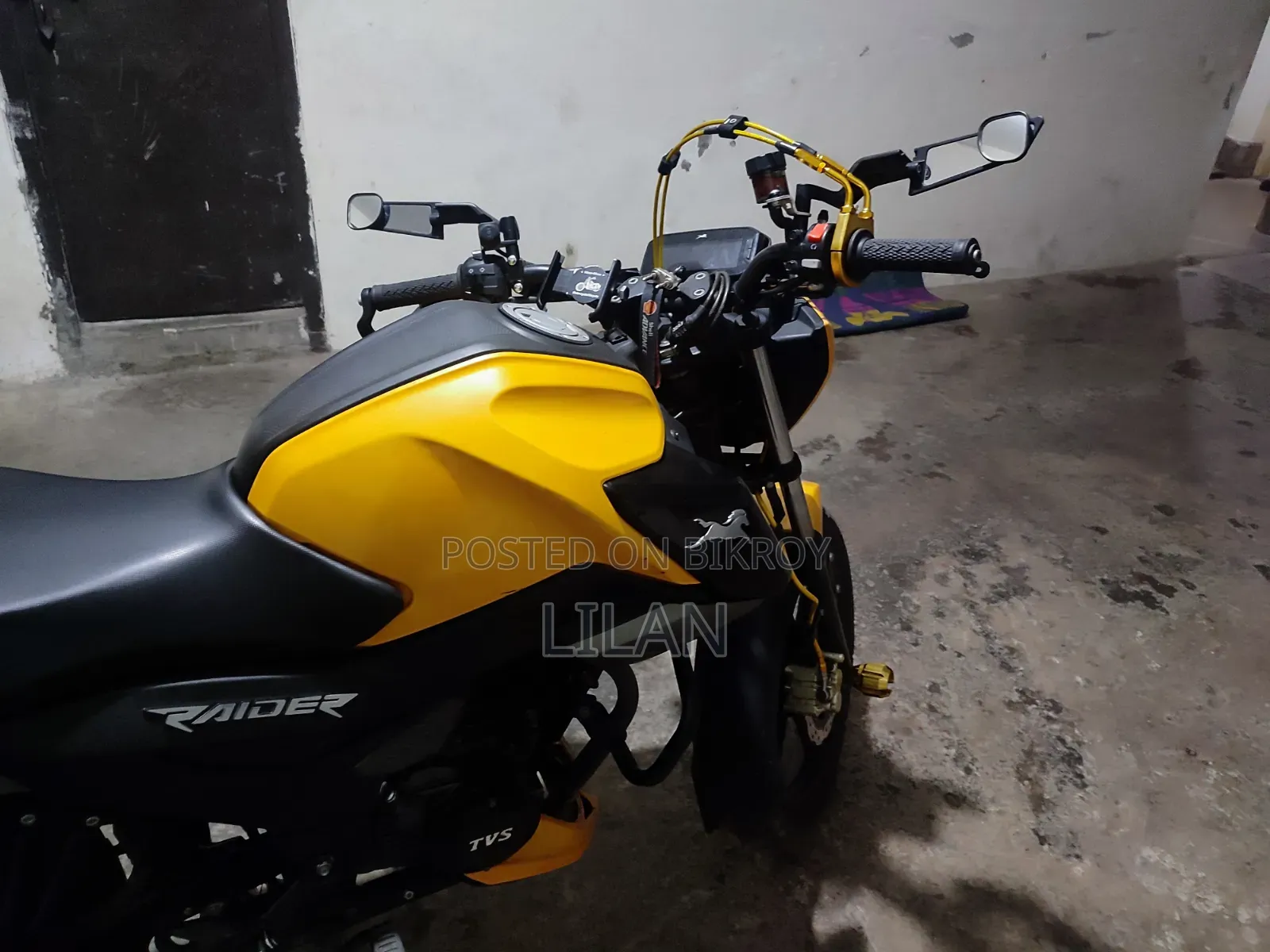 TVS Raider 125 2023 Yellow