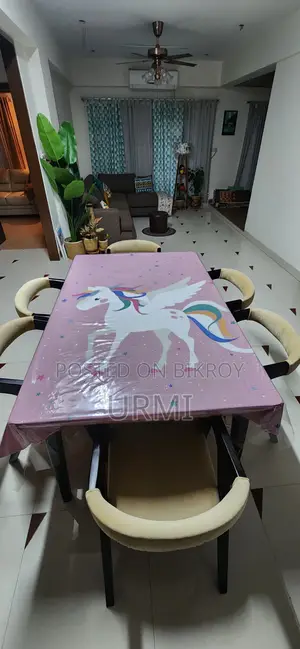 ৬ সিটার ডাইনিং টেবিল