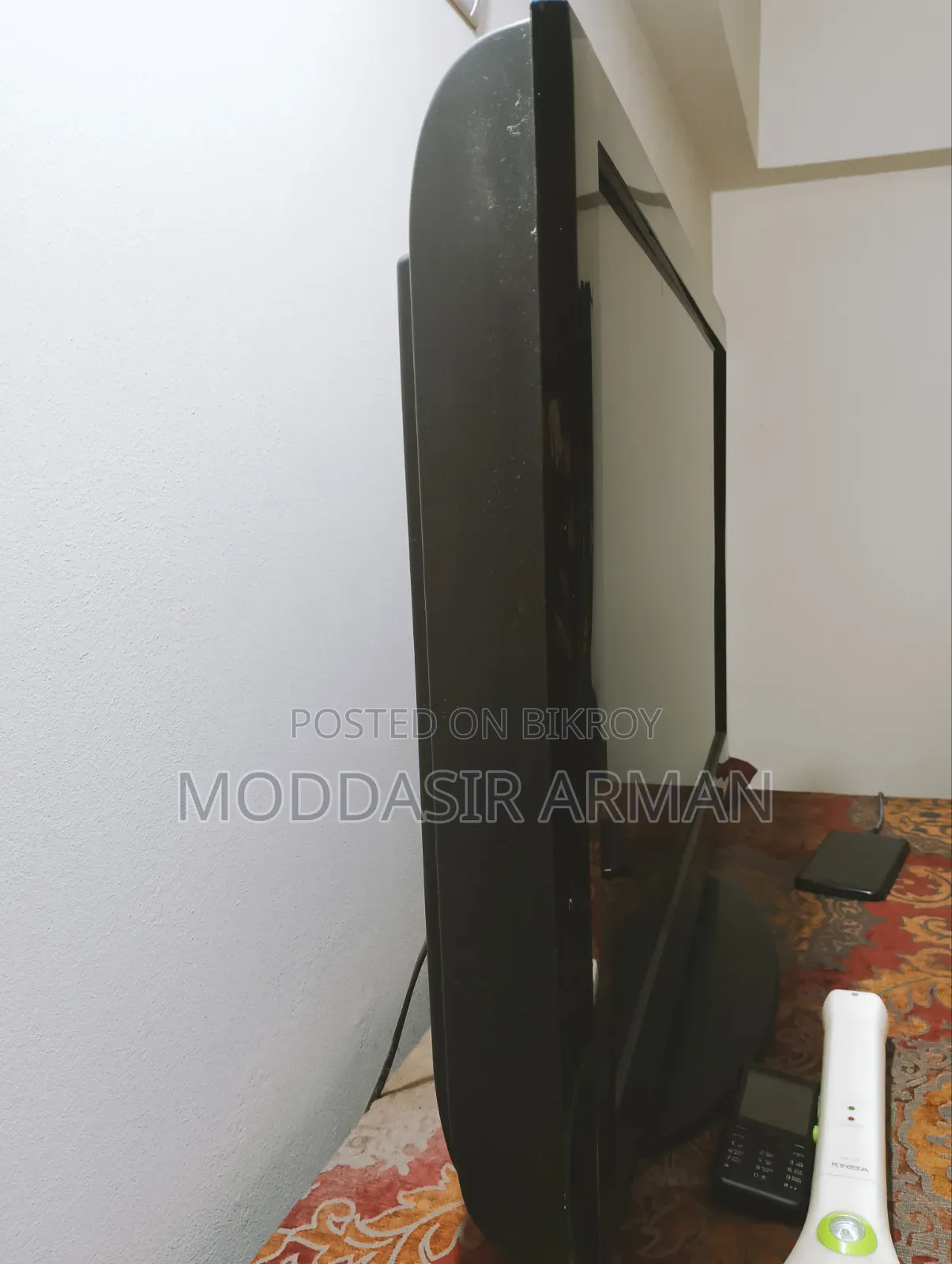 স্যামসাং ৩২" এলইডি টিভি (মডেল: LA32E420E2R) – চমৎকার কন্ডিশন