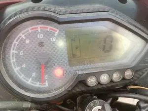 Bajaj Pulsar 150 2013 Red