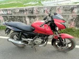 Bajaj Pulsar 150 2013 Red