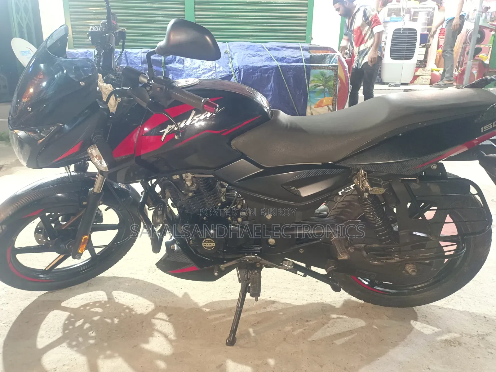 Bajaj Pulsar 150 2024 Black