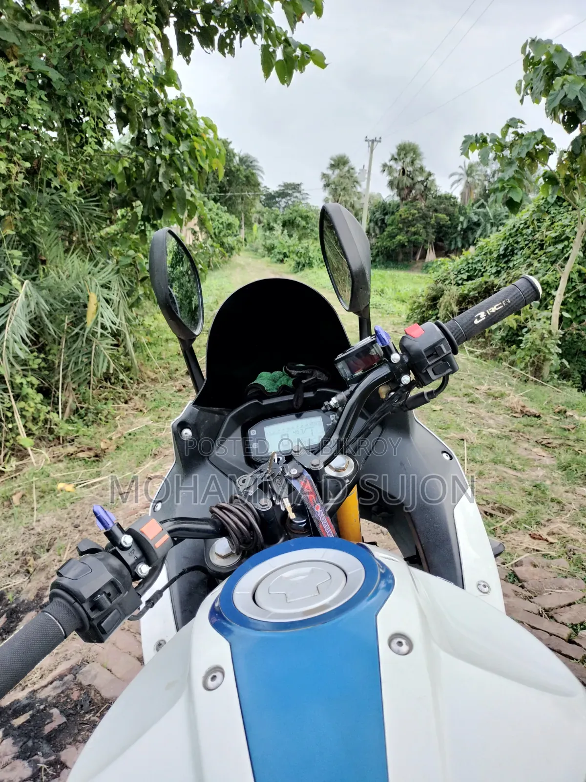 Suzuki Gixxer SF 2021 White