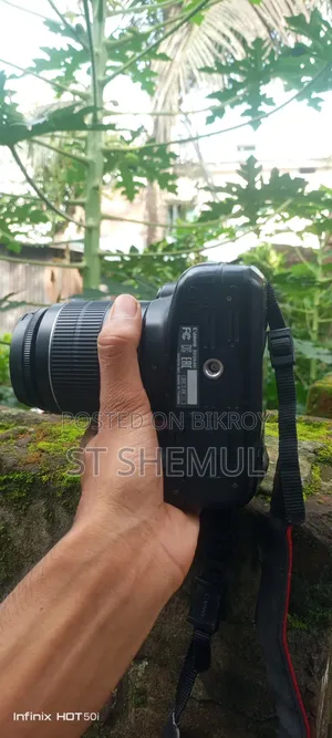 Canon 1200D
