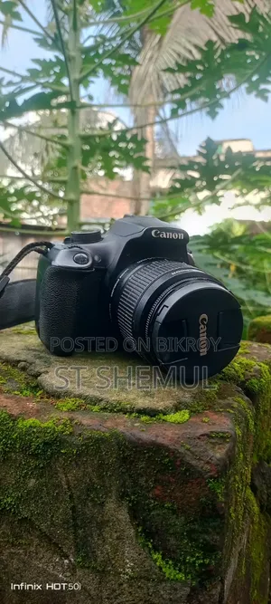 Canon 1200D