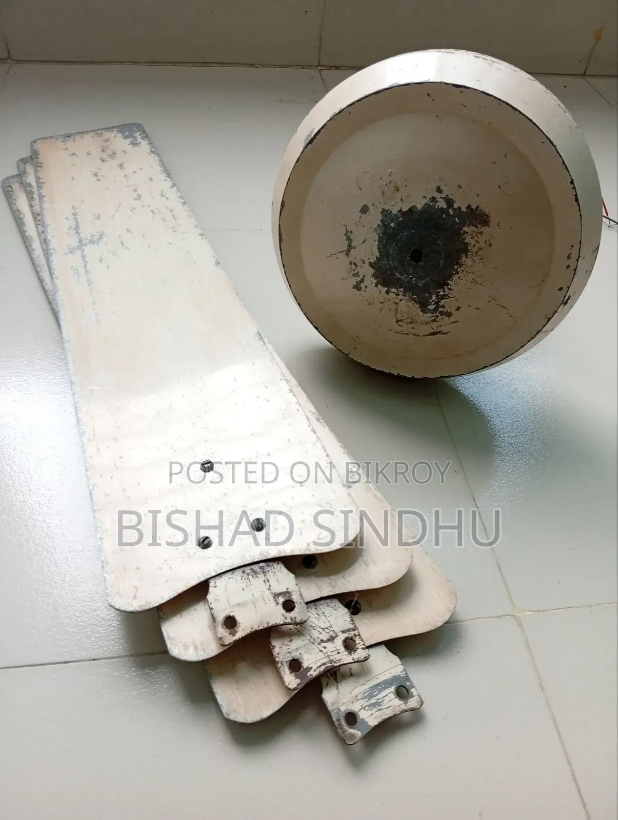 পুরাতন সিলিং ফ্যান