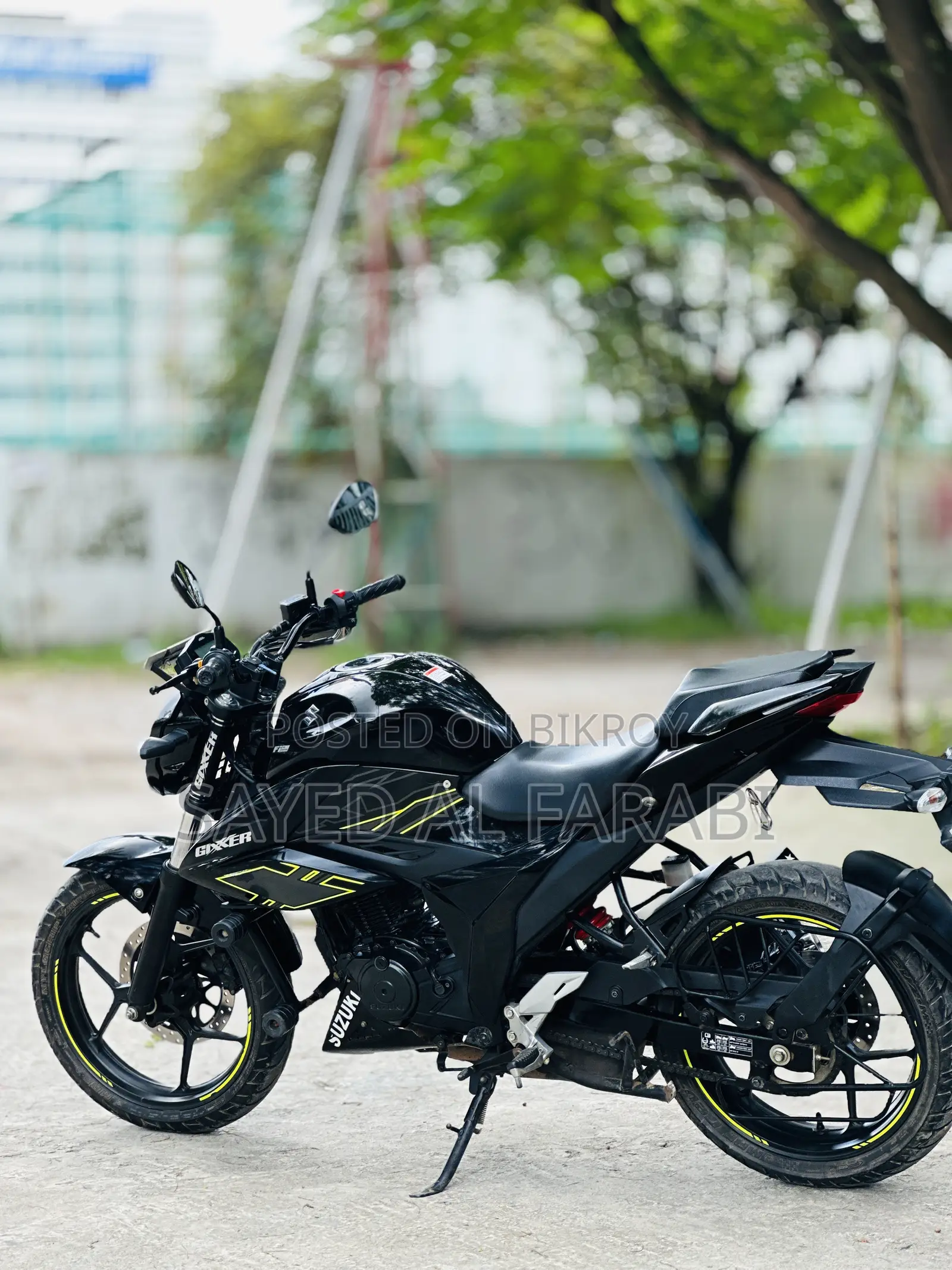 সুজুকি গিক্সার ২০২৪ ব্ল্যাক