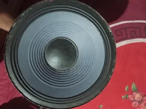 Two 12-inch speakers will be sold. Fully fresh