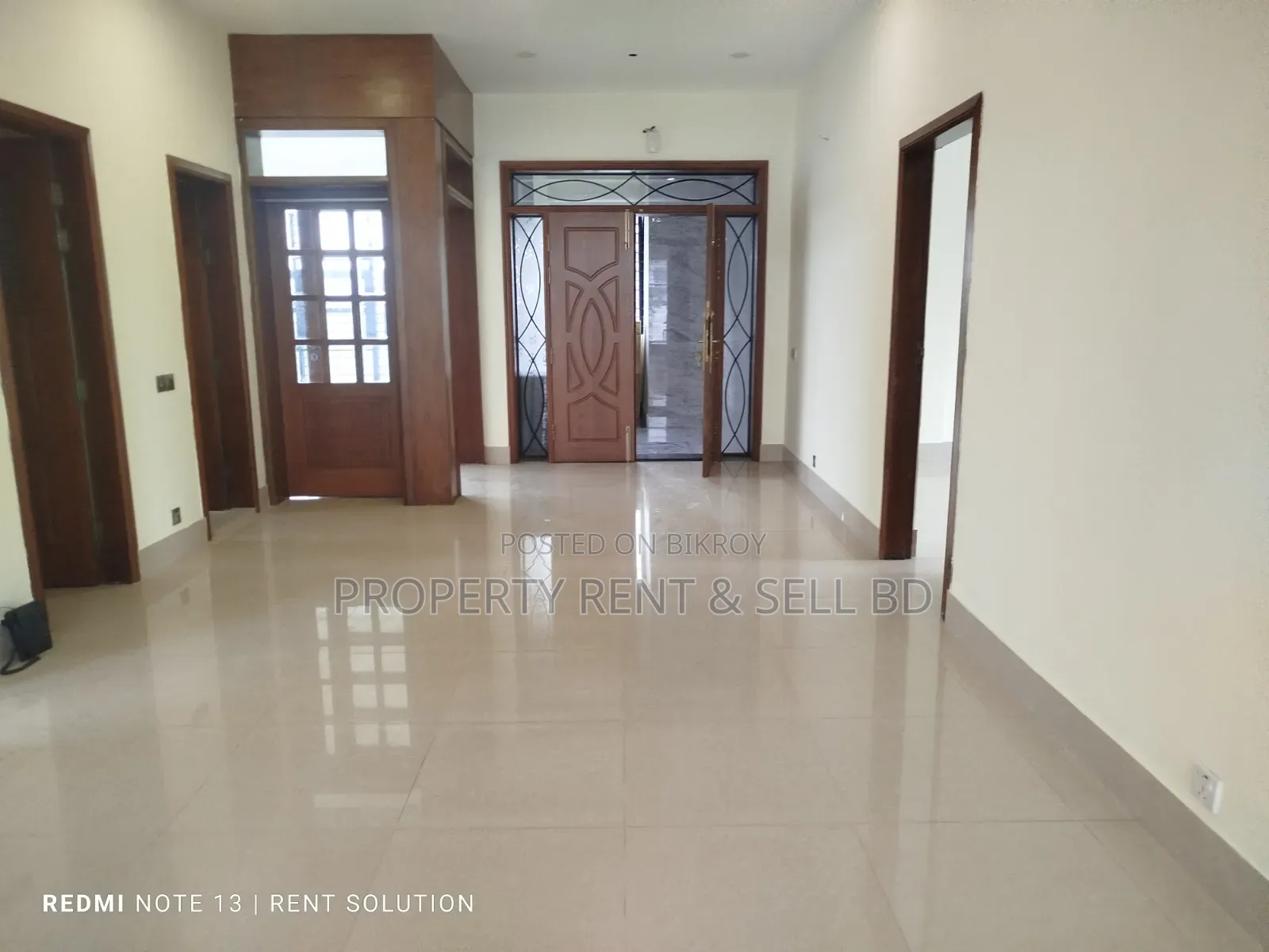 3 Bedroom Apartment in Property Rent Sell, Banani for rent
