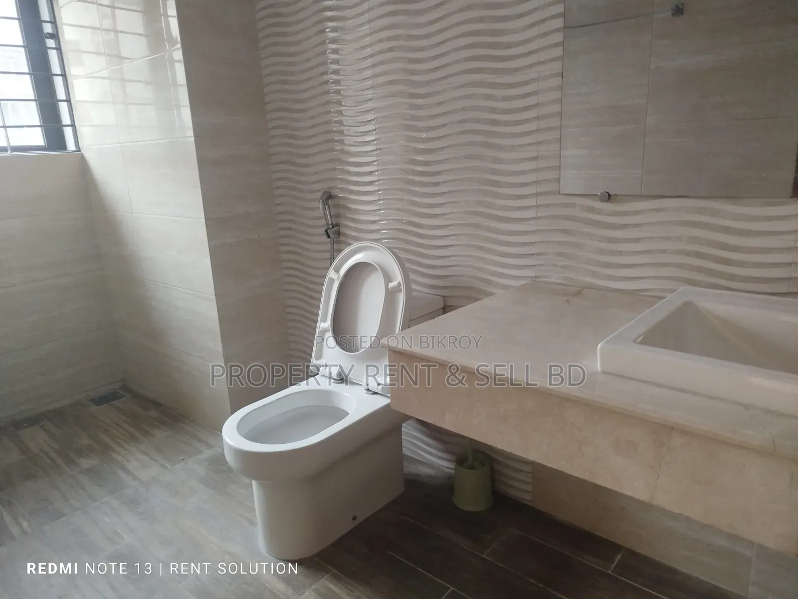 3 Bedroom Apartment in Property Rent Sell, Banani for rent