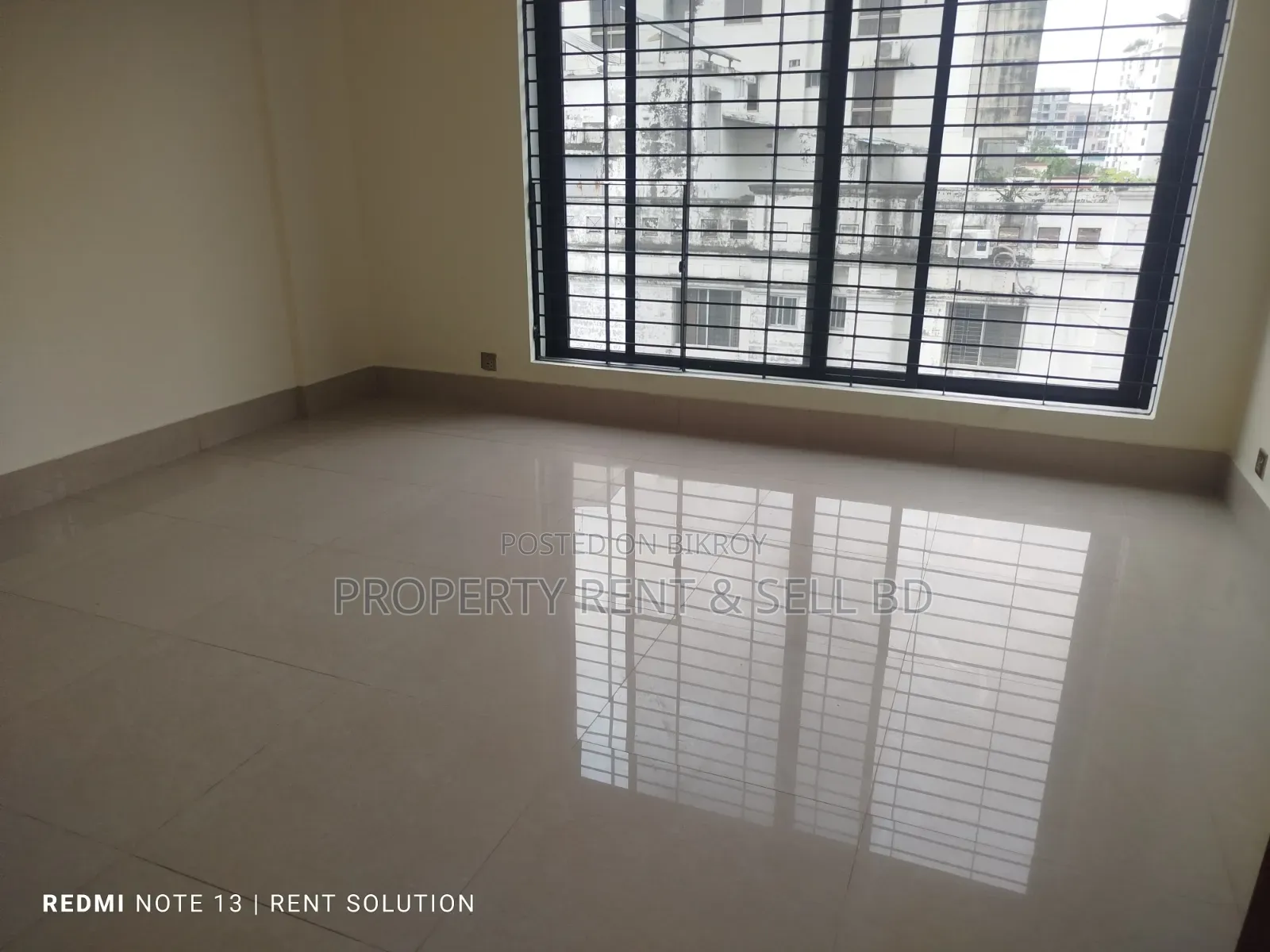 3 Bedroom Apartment in Property Rent Sell, Banani for rent