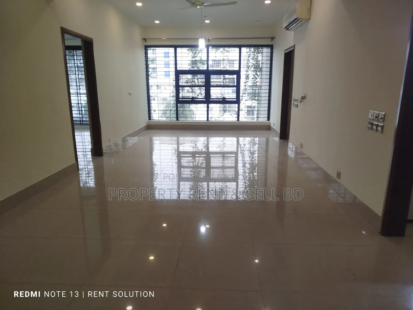3 Bedroom Apartment in Property Rent Sell, Banani for rent