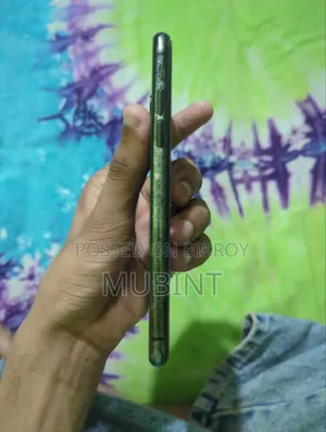 অ্যাপল আইফোন এক্স ২৫৬ জিবি কালো