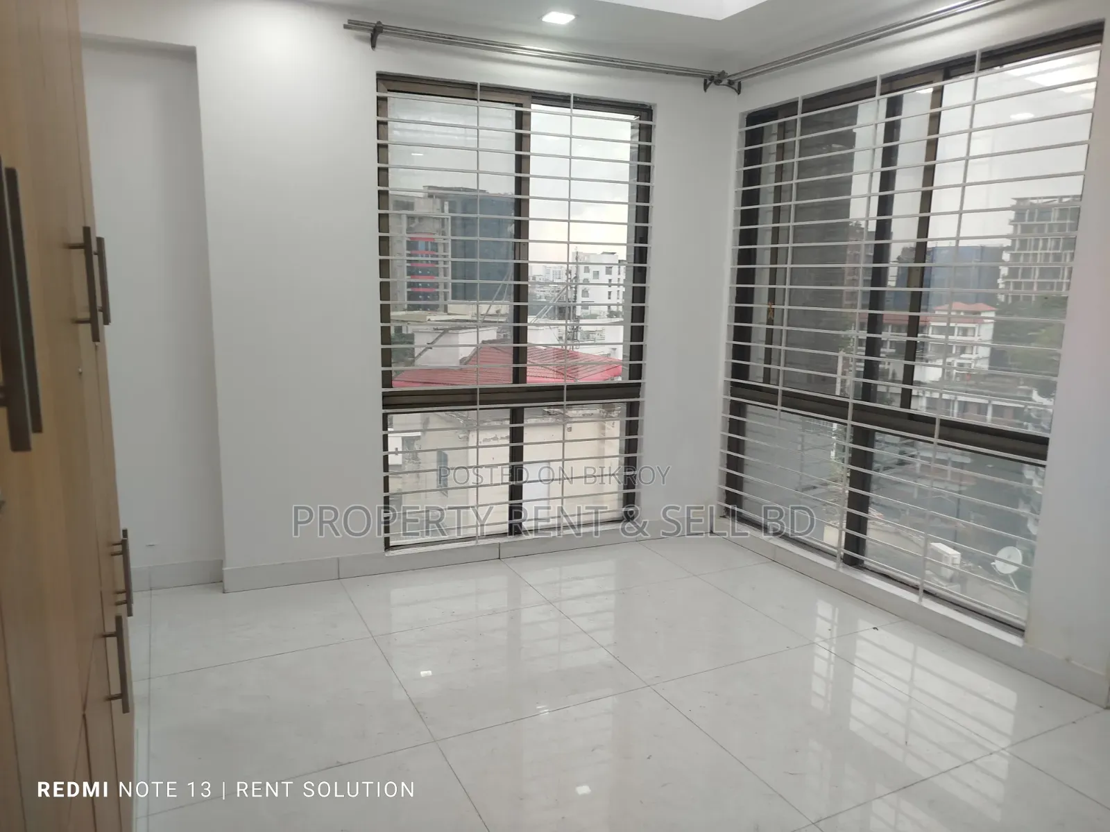 4 Bedroom Apartment in Property Rent Sell, Banani for rent