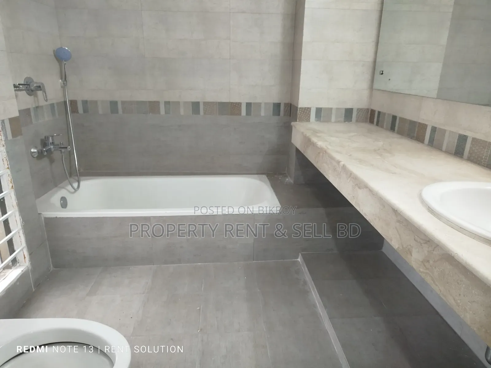 4 Bedroom Apartment in Property Rent Sell, Banani for rent