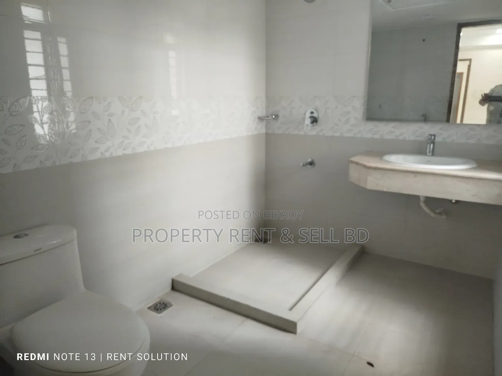 4 Bedroom Apartment in Property Rent Sell, Banani for rent