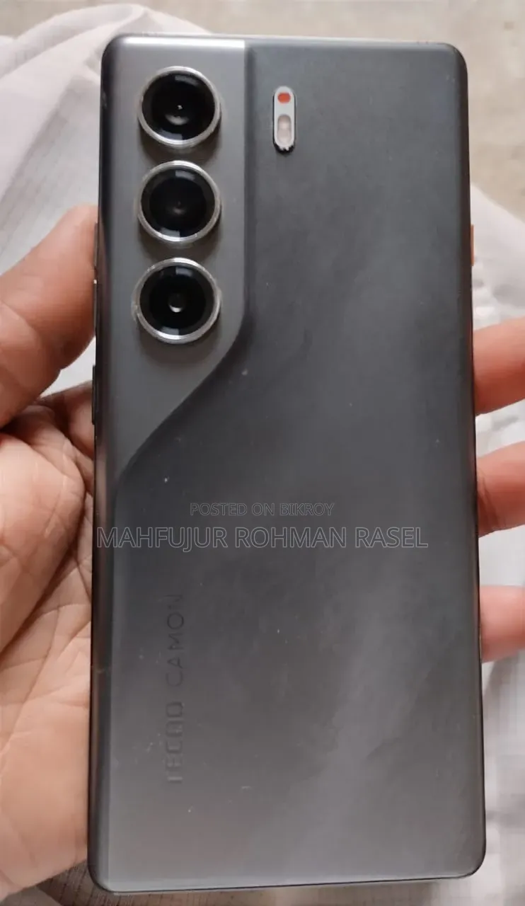 টেকনো ক্যামন ৪০ প্রো ৪জি ২৫৬ জিবি ব্ল্যাক