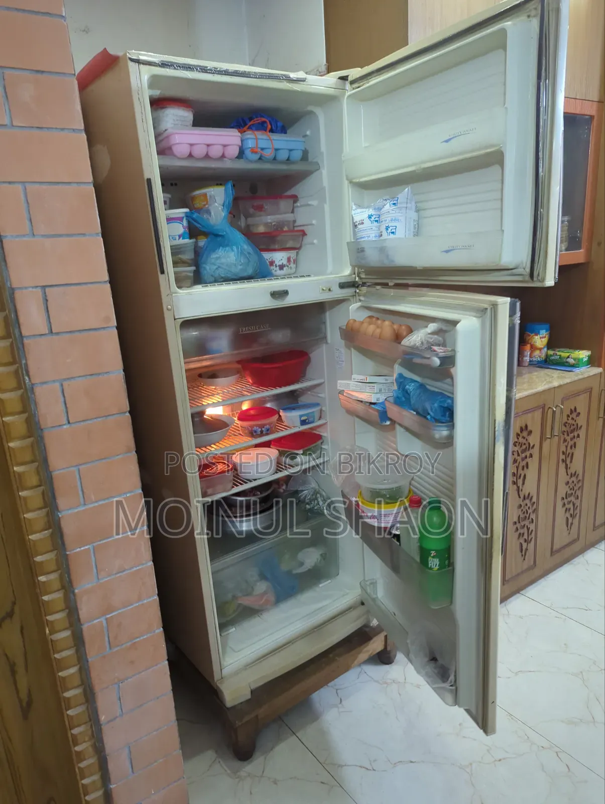 শার্প রেফ্রিজারেটর