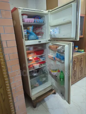 শার্প রেফ্রিজারেটর
