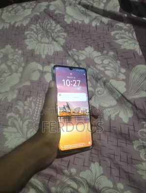 Vivo Y04 128 GB Pink