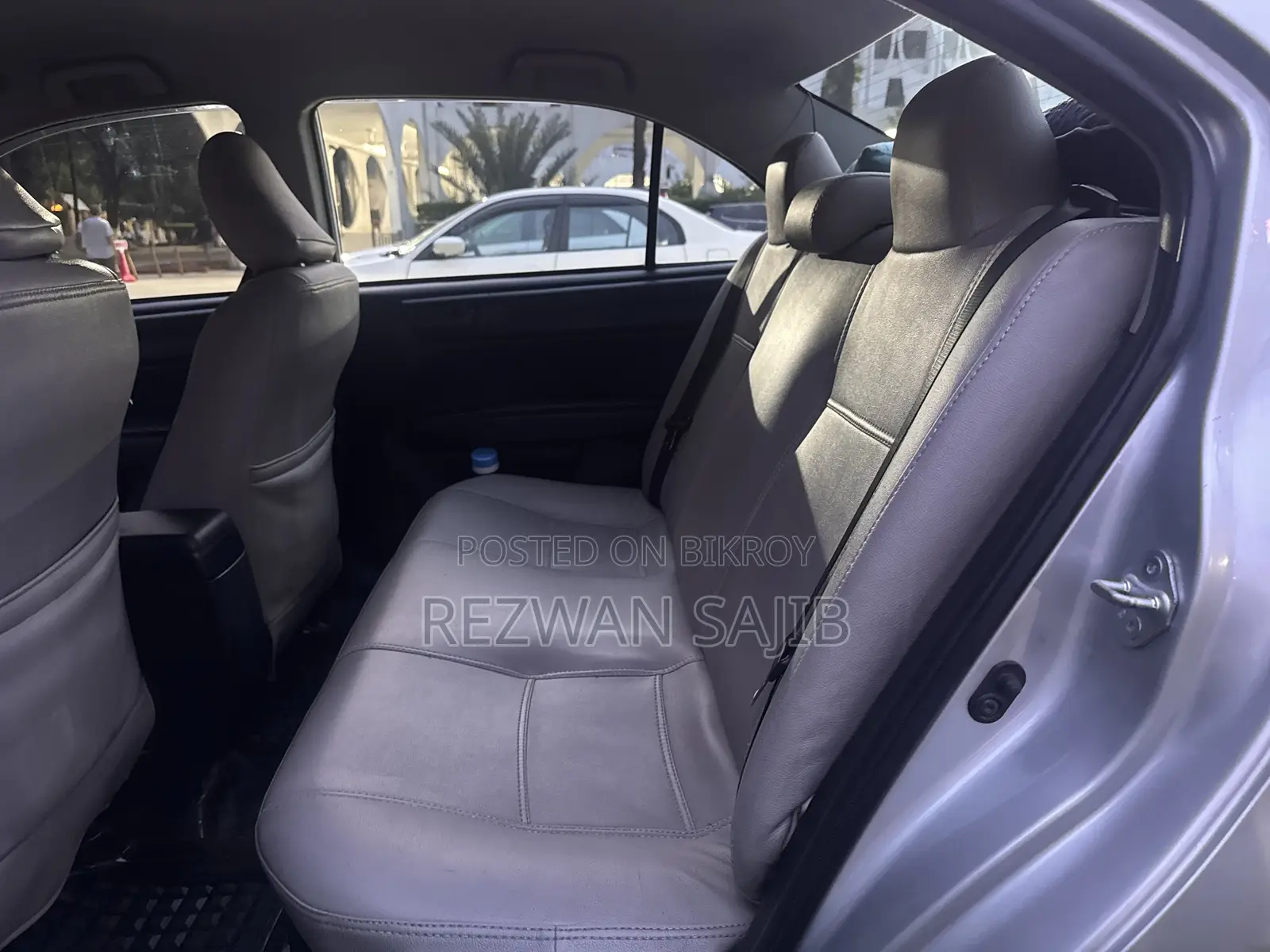 Toyota Axio 1.5 Hybrid 2WD 2016 Silver