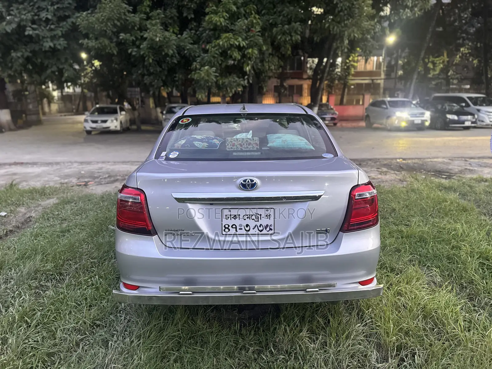 Toyota Axio 1.5 Hybrid 2WD 2016 Silver