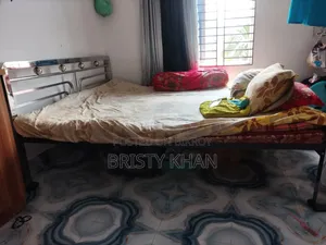 স্টিল বেড ফর সেল ৬ ফিট বাই ৬ ফিট