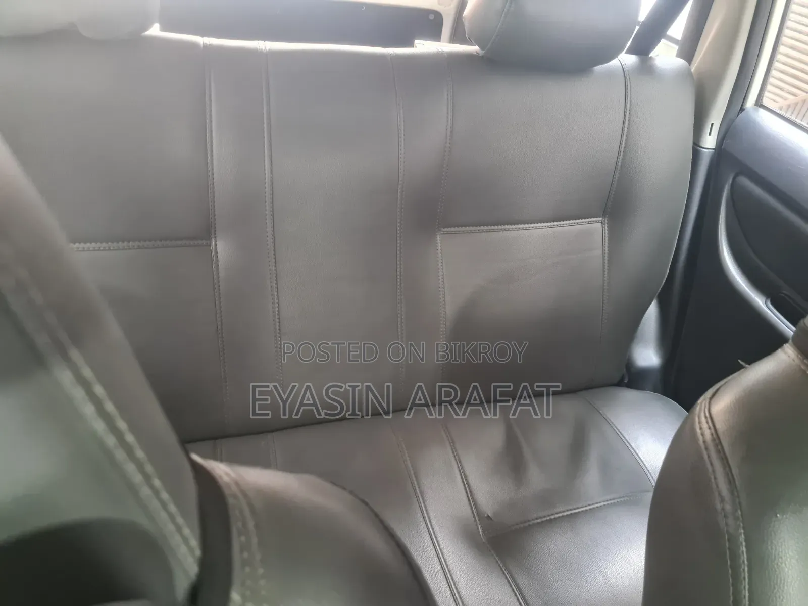 Toyota Probox ২০০৪ সাদা