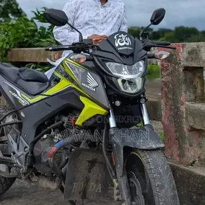 Honda Hornet 2021 Gray