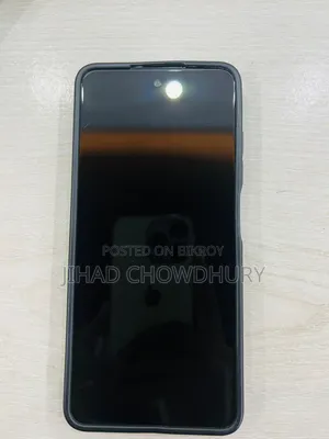 টেকনো স্পার্ক ২০সি ১২৮ জিবি হোয়াইট