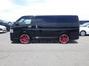 Toyota HiAce 2021 Black