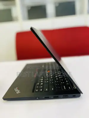 ল্যাপটপ Lenovo 8GB Intel Core I5 SSD 256GB