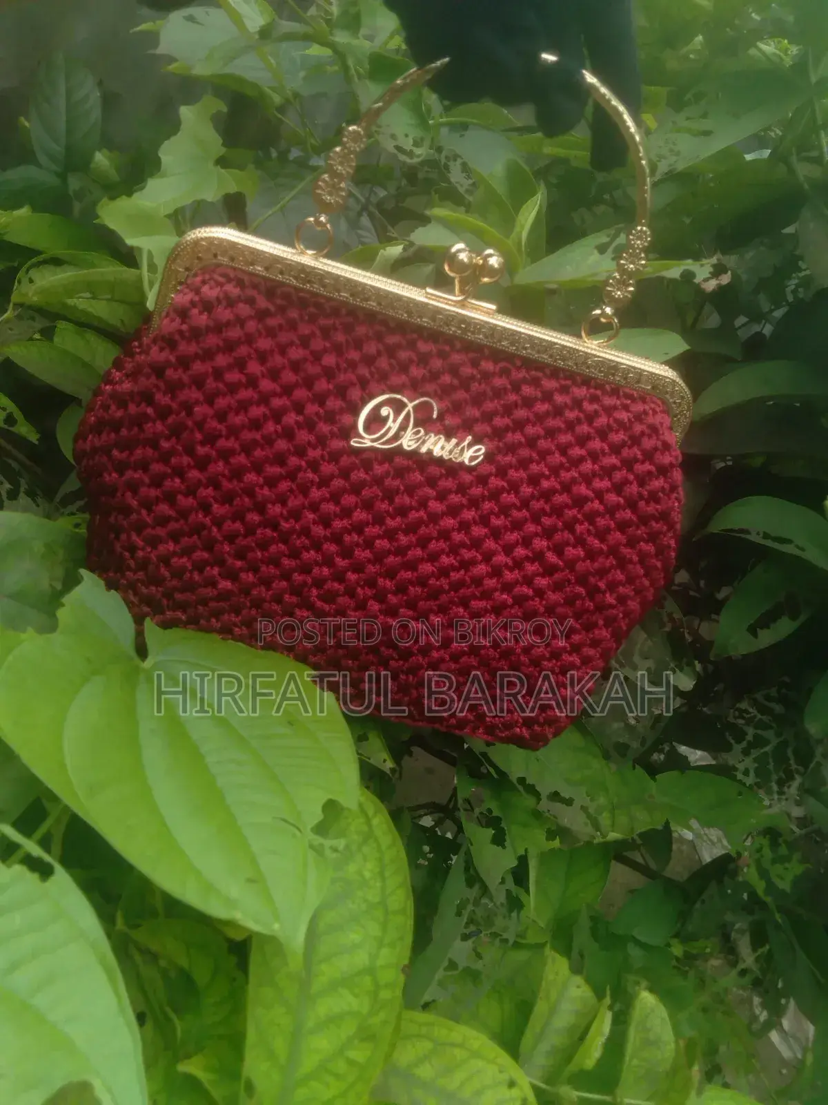 Crochet Classic Kiss Lock Bag