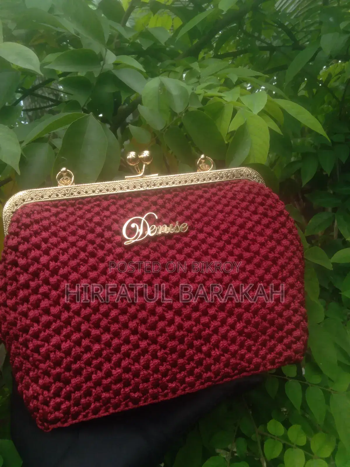 Crochet Classic Kiss Lock Bag