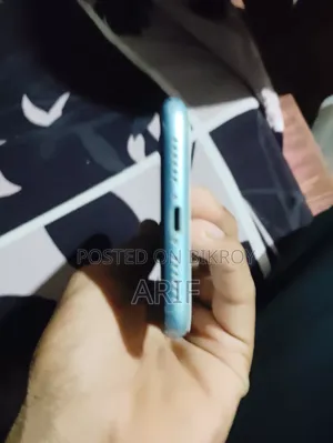 অ্যাপল আইফোন এক্সআর ২৫৬ জিবি সাদা